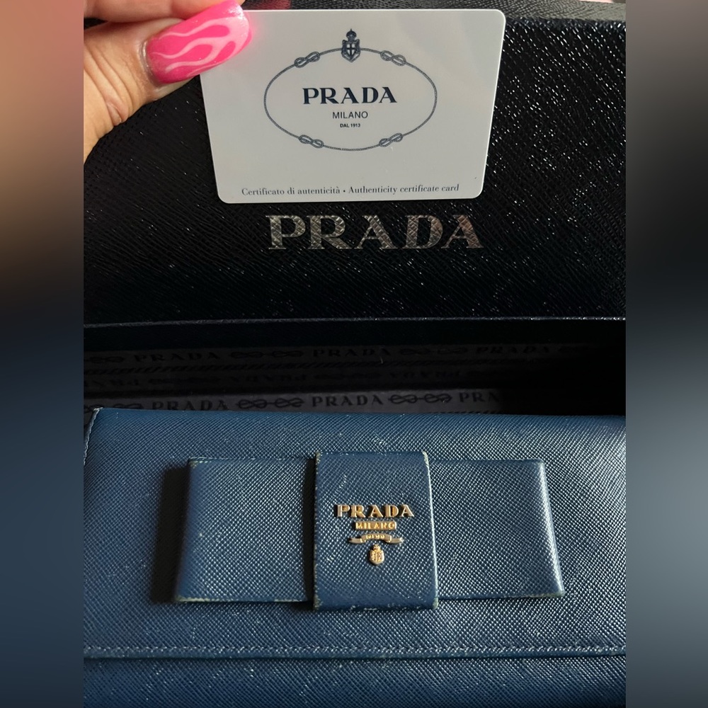 PRADA Saffiano Ribbon Leather Long Bifold Ribbon Wallet